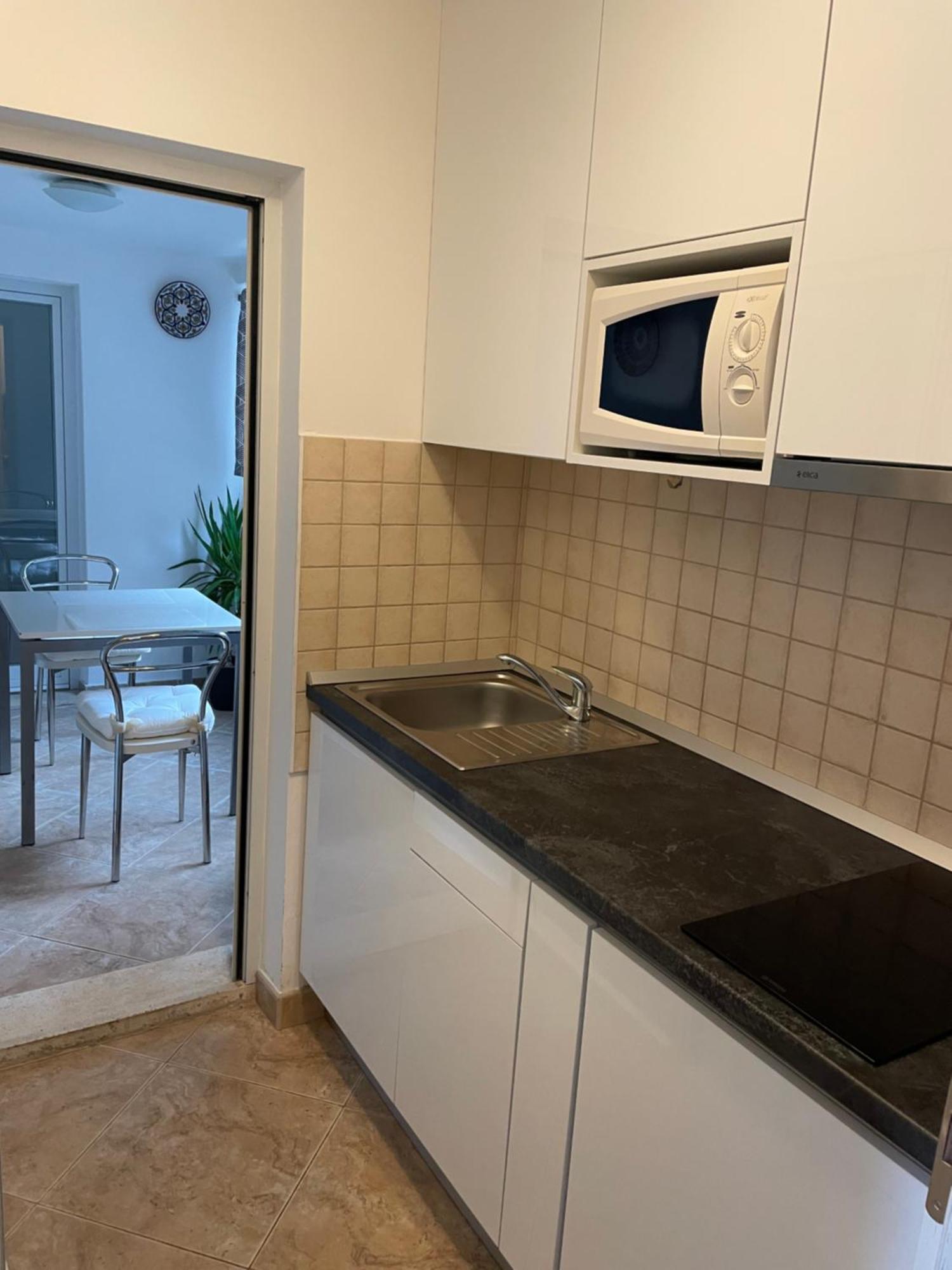 Paola Suite 5 Min From The Beach ドゥブロブニク エクステリア 写真