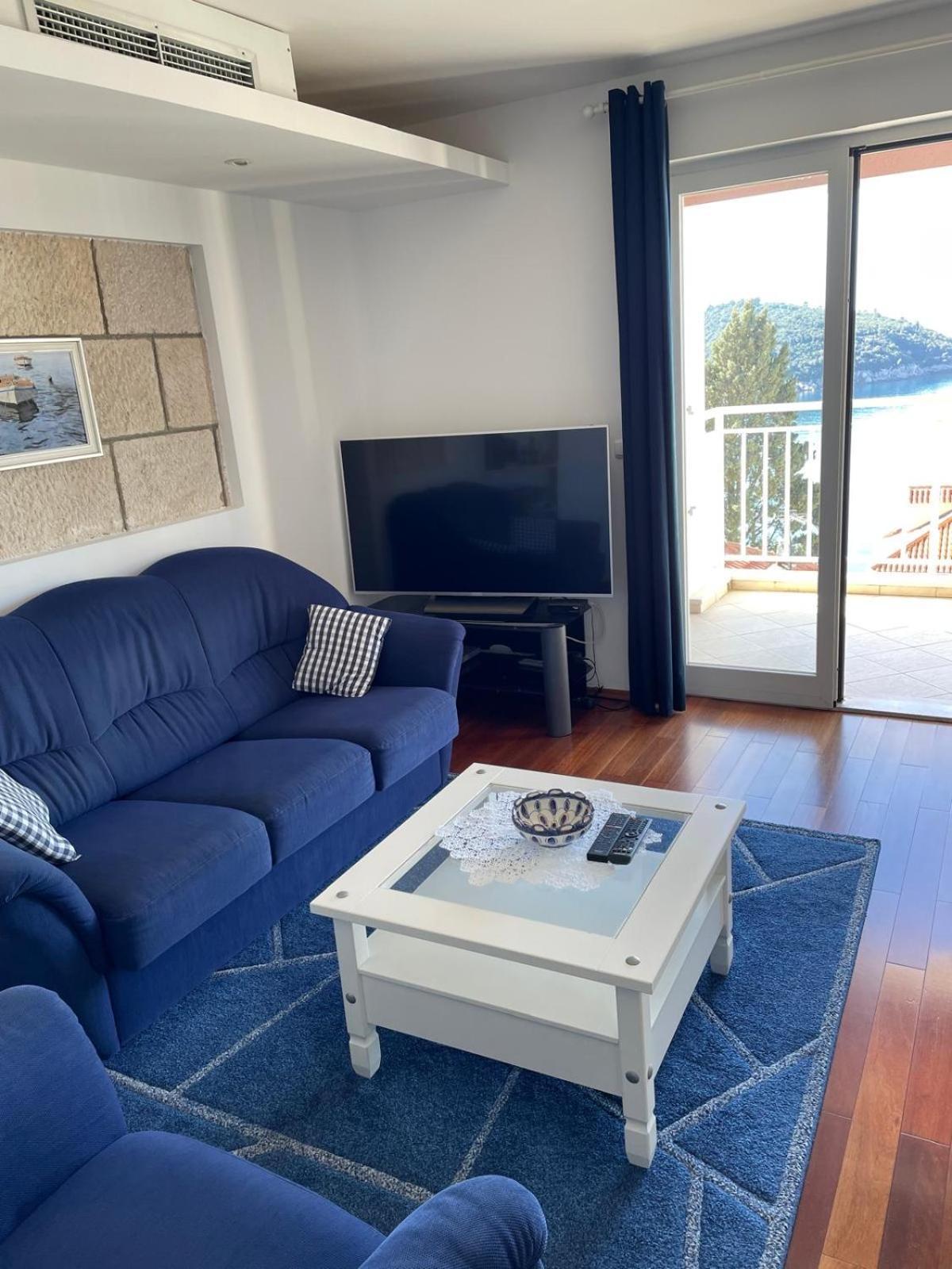 Paola Suite 5 Min From The Beach ドゥブロブニク エクステリア 写真